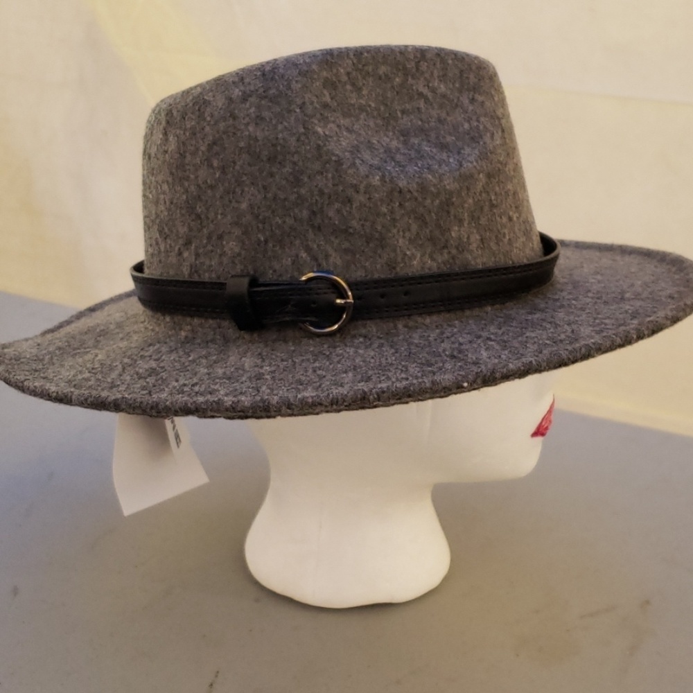 Acrylic hat